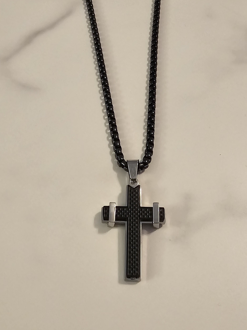 Men's Black Stainless Steel Cross Pendant Necklace with Carbon-Fiber Texture